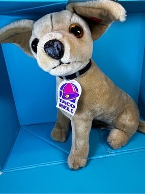 Taco Bell / Fun-4-All - Chihuahua Plush Toy with sound